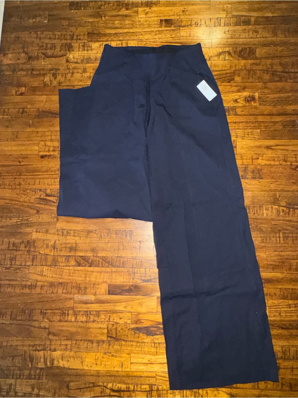 NWT Old Navy High Rise Pixie Wide Leg - Size XS